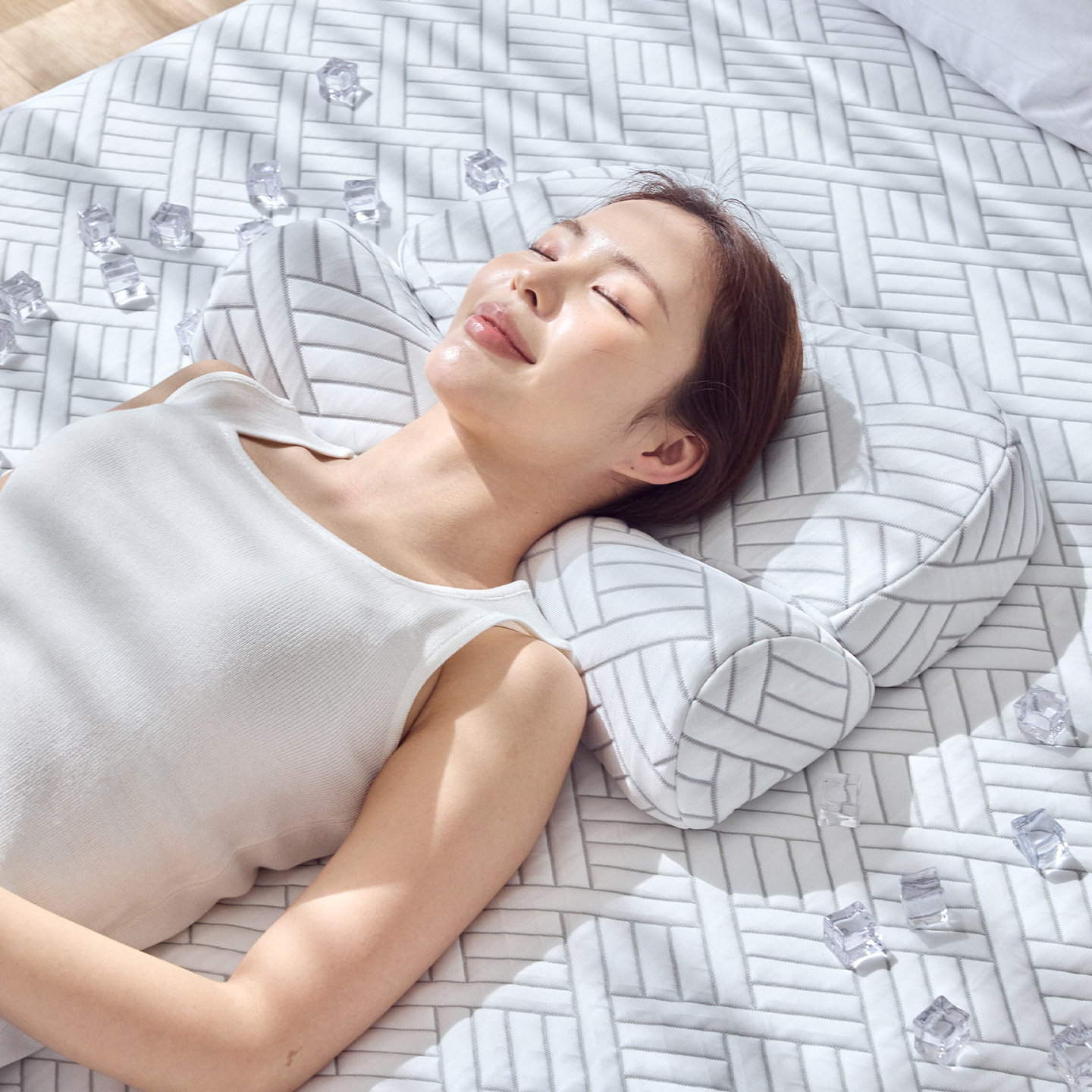 리브맘 아이스쿨링 냉감 바른자세 경추베개, 1개 상품 이미지 1