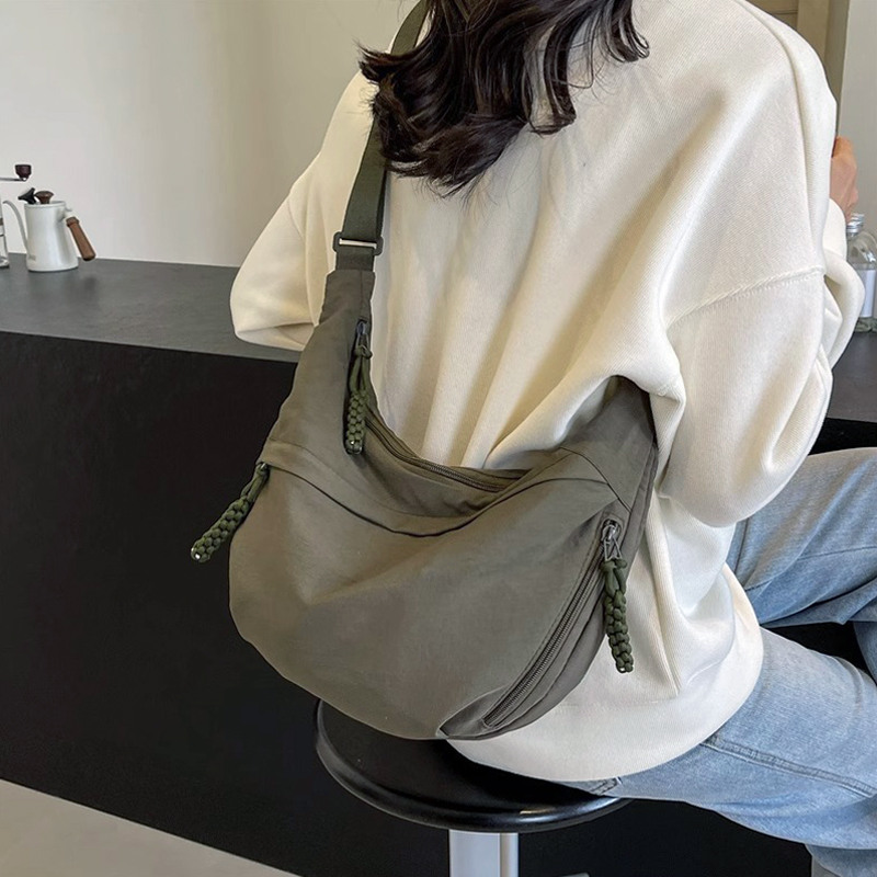 가벼운 반달 크로스백, 카키 1개 + 블랙 1개, 2개