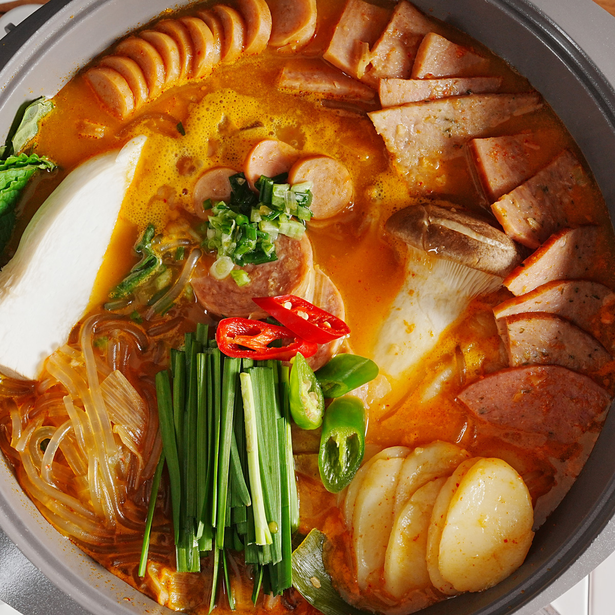 선비찬 사골부대찌개, 얼큰고소 사골육수, 600g, 3개, 라면사리 1봉 증정 상품 이미지 2