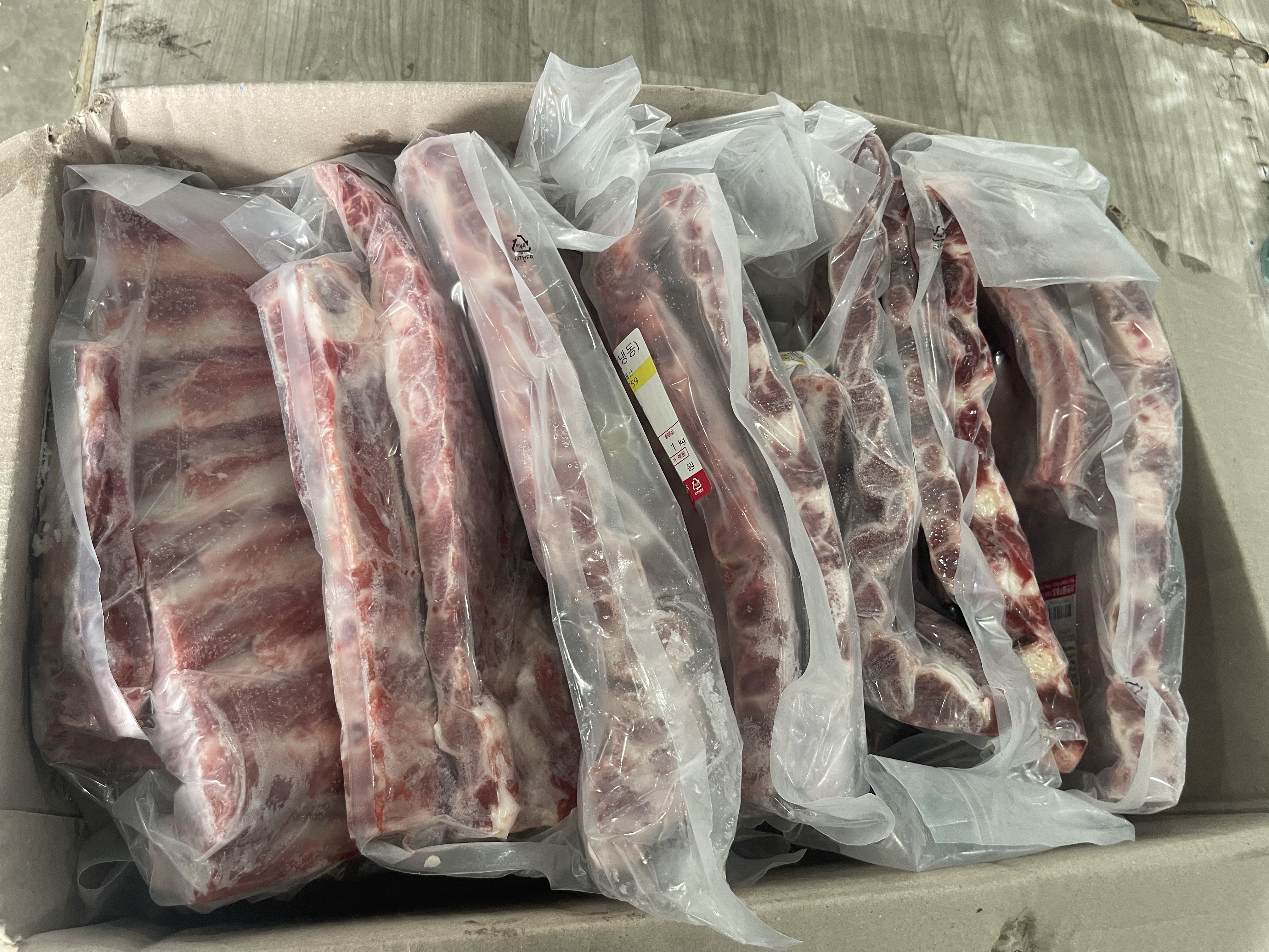 돼지 등갈비, 국내산, 3kg, 1박스