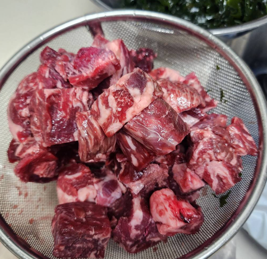 구팔 투쁠 한우 국거리, 1kg, 1개 상세정보 36