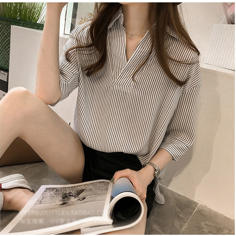 쉬블림로브 여성 스트라이프 반오픈 카라 데일리 블라우스 GW0607, 원컬러, FREE 상품 이미지 4