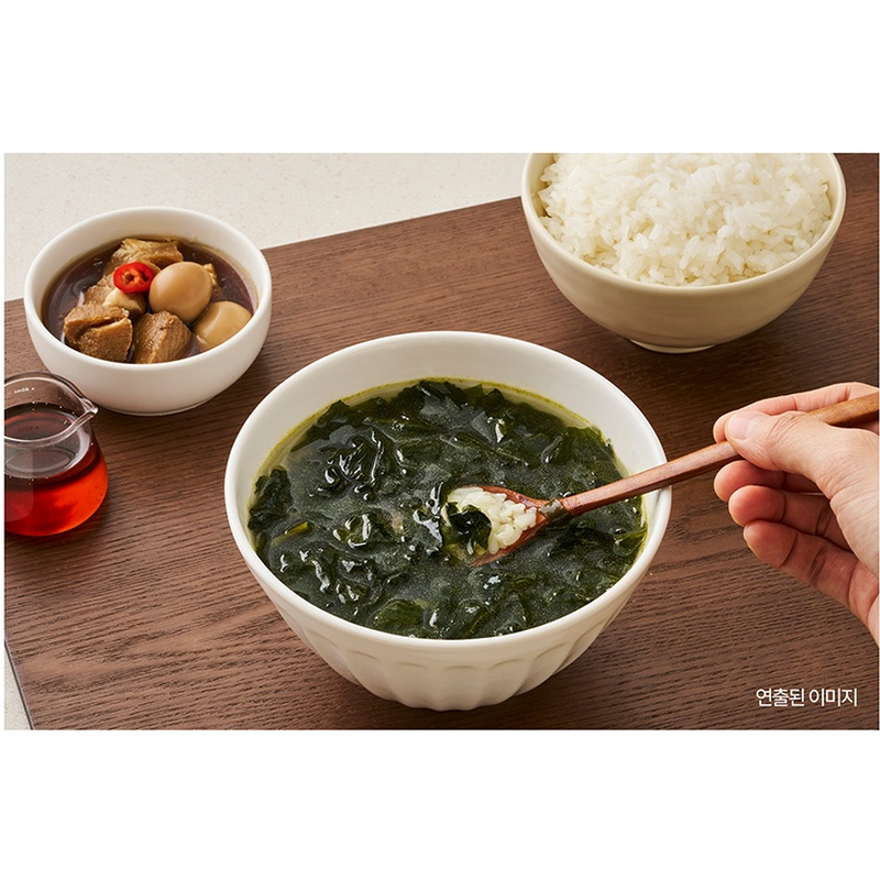 오뚜기 컵밥, 진짬뽕밥 3개 + 뚝배기불고기밥 3개 + 미역국밥 3개 + 사골곰탕밥 3개, 12개 상품 이미지 3